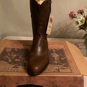 Vintage Lucchese roper boots size 9.5 C, model L5515 RR-C, brand new!!!!